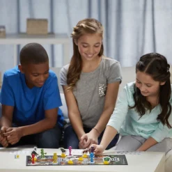 Clearance Hasbro Cluedo - Junior